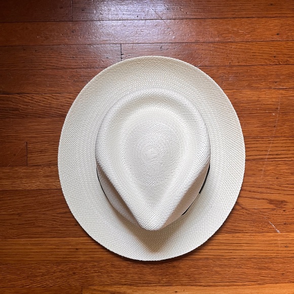 Stetson natural color straw hat. (New) - Picture 2 of 4